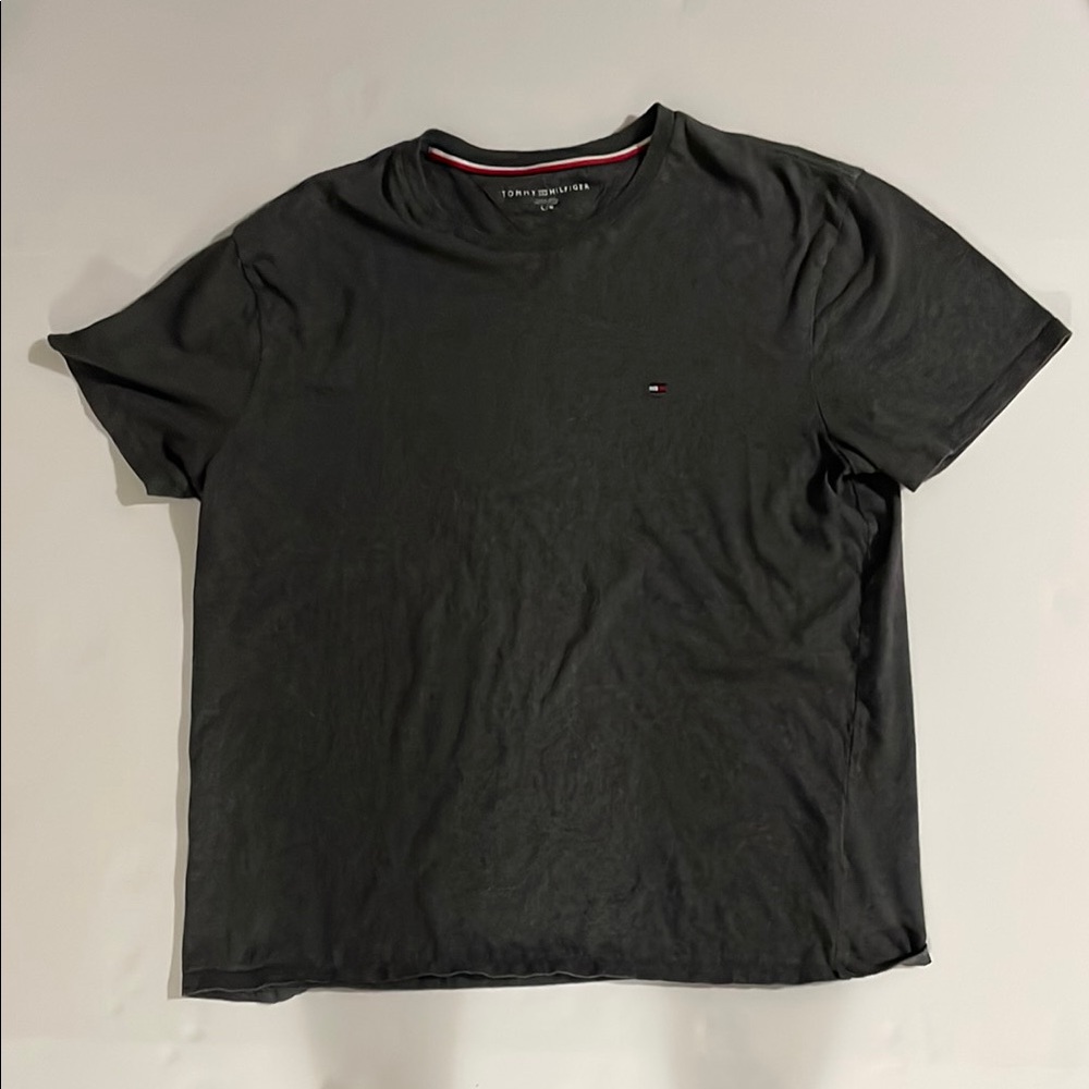 Tommy Hilfiger Black/Dark Gray Short Sleeve Tee Size Large